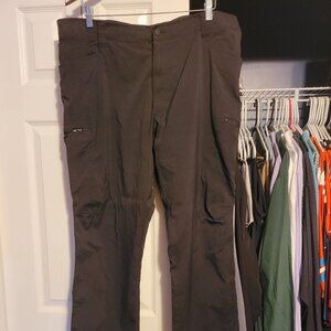 Wrangler Men's Outdoor Performance Zip Cargo Pant, Black, 40x32